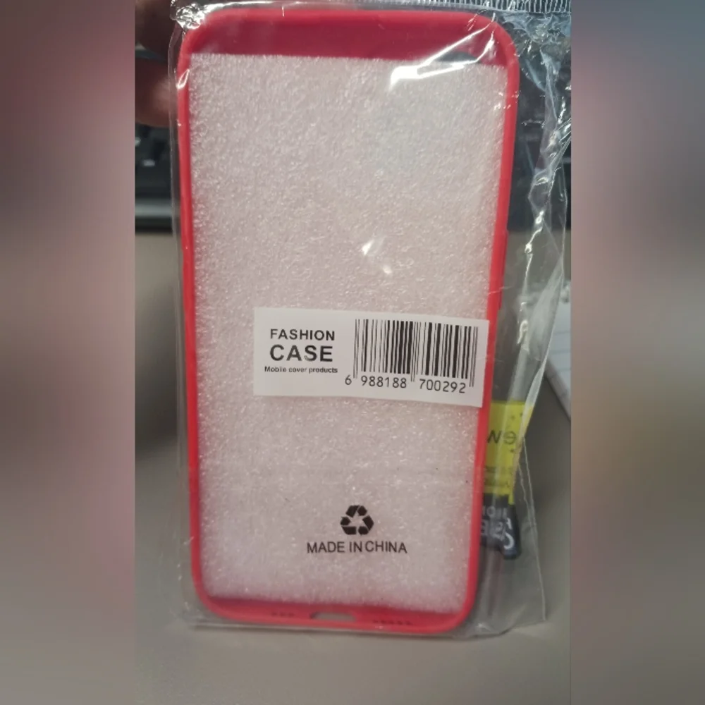 Iphone 14 red phone case